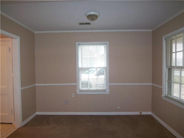 4556 Quince Road Memphis, TN 38117 - Photo 5 of 10 A nice dining room for entertaining or just a quiet evening at home!