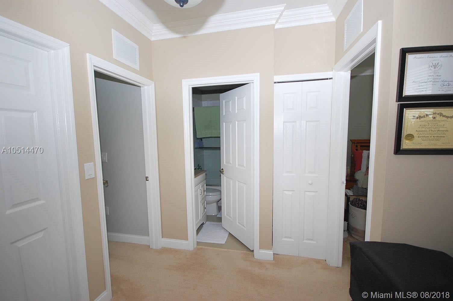 27410 Southwest 138th Path Homestead, FL 33032 - Photo 19 of 29 Gallery Image 19