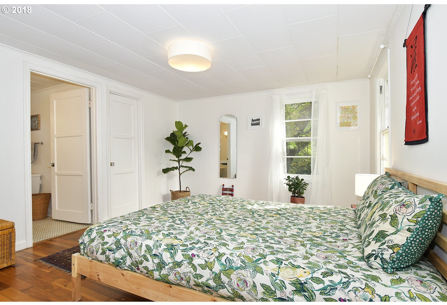 1704 Southwest Custer Street Portland, OR 97219 - Photo 10 of 20 Gallery Image 10