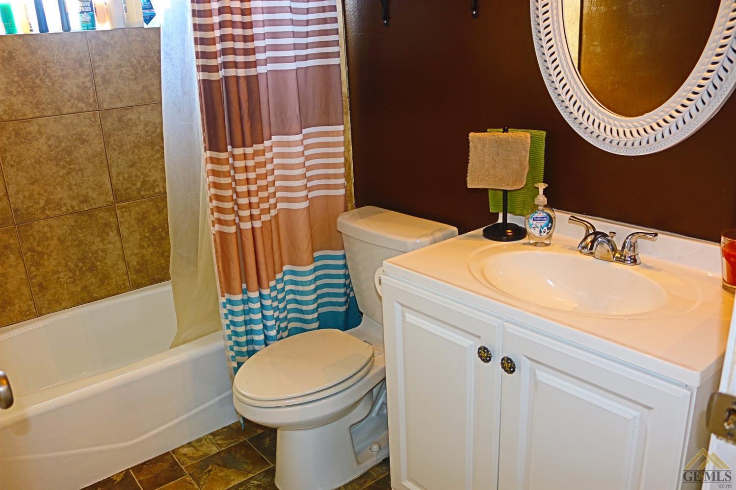 5320 Thyme Lane Bakersfield, CA 93309 - Photo 14 of 18