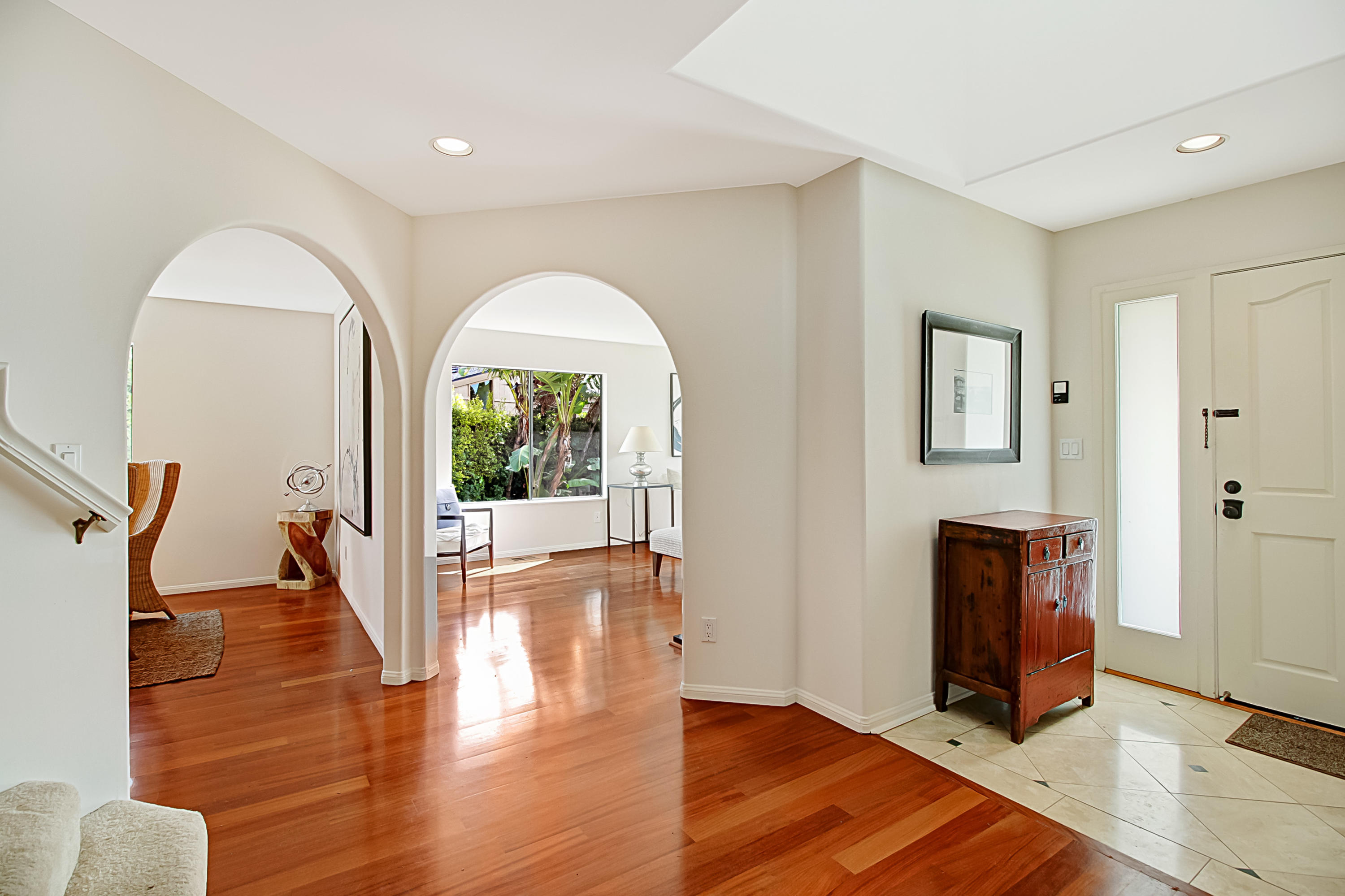 5 Rincon Vista Road Santa Barbara, CA 93103 - Photo 7 of 30 Entryway