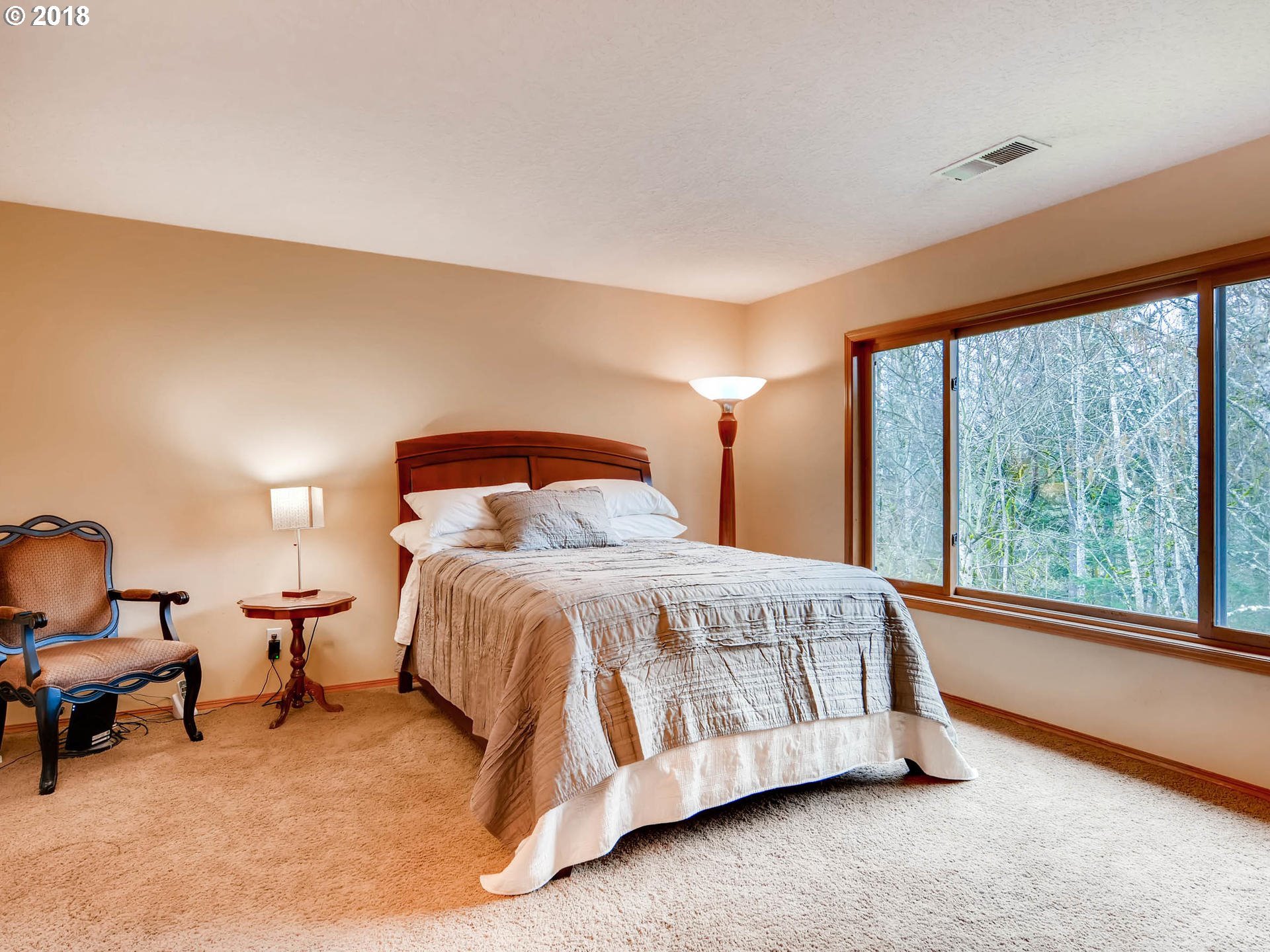 28585 Southwest Cascade Loop Wilsonville, OR 97070 - Photo 13 of 27 Gallery Image 13