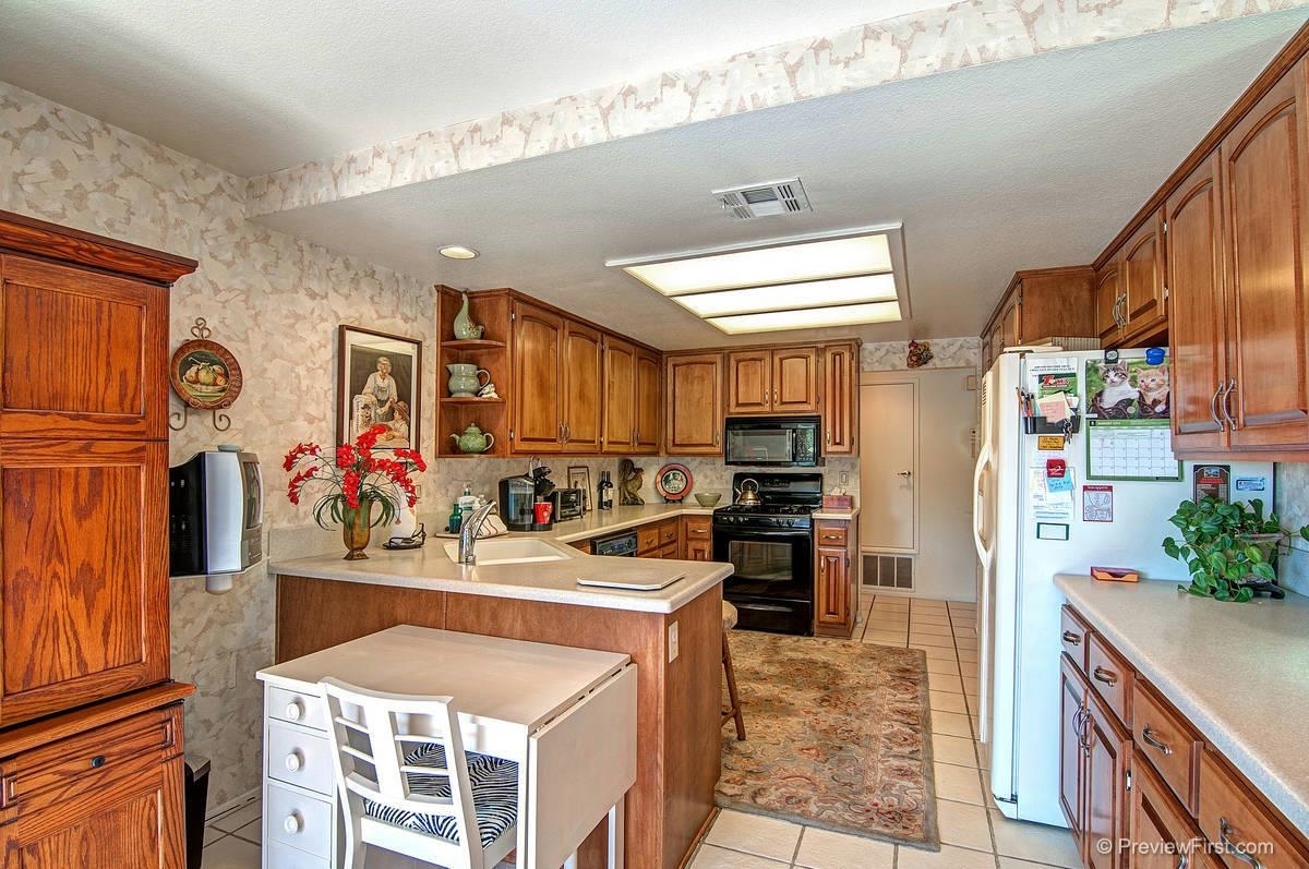 1298 Rue St Martin San Marcos, CA 92078 - Photo 10 of 20 Gallery Image 10