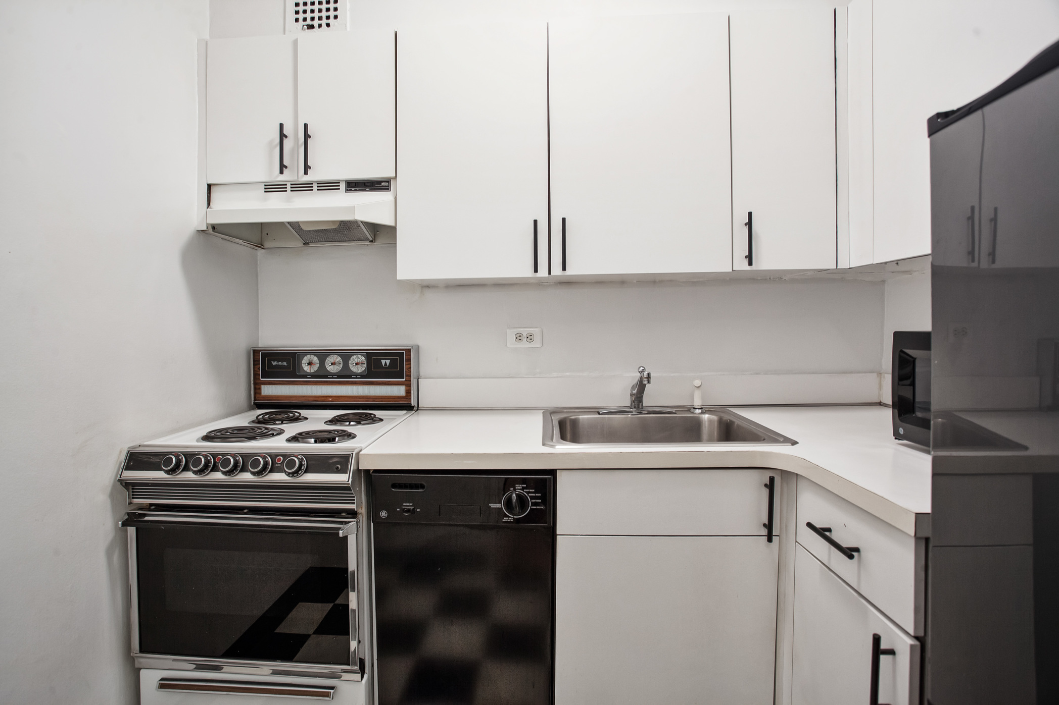 80 Park Avenue, Unit 3L Manhattan, NY 10016 - Photo 3 of 9