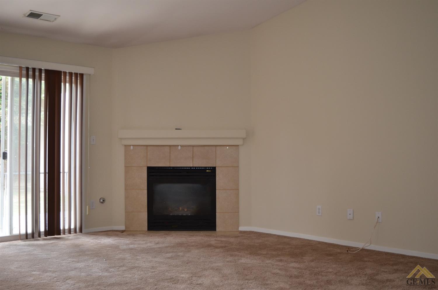 10702 High Plateau Way Bakersfield, CA 93311 - Photo 7 of 32