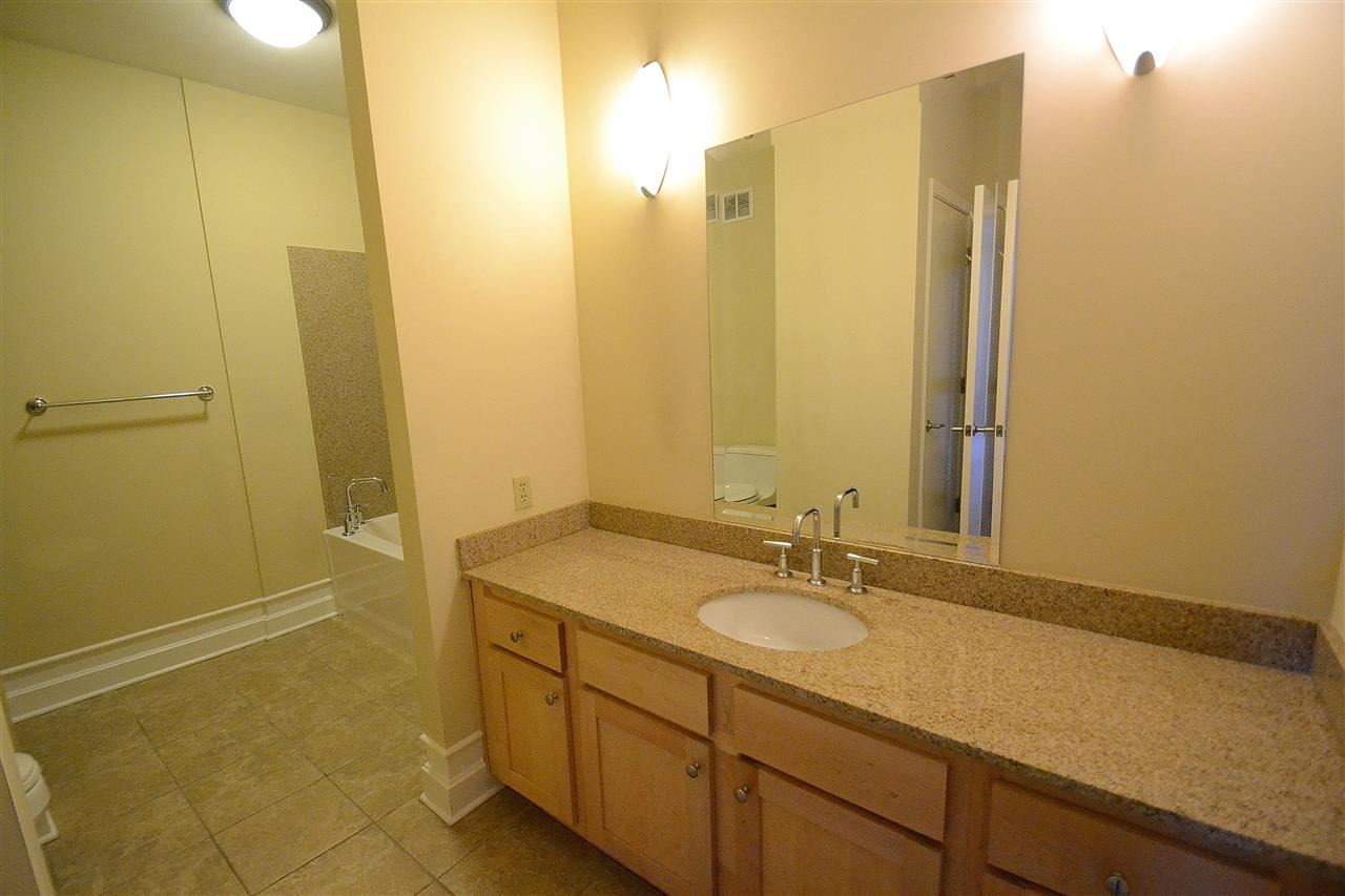 648 Riverside Drive, Unit 212 Memphis, TN 38103 - Photo 18 of 25