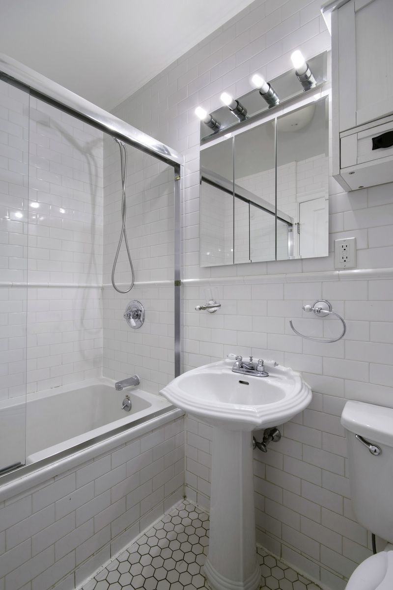 100 West 119th Street, Unit 2A Manhattan, NY 10026 - Photo 3 of 8