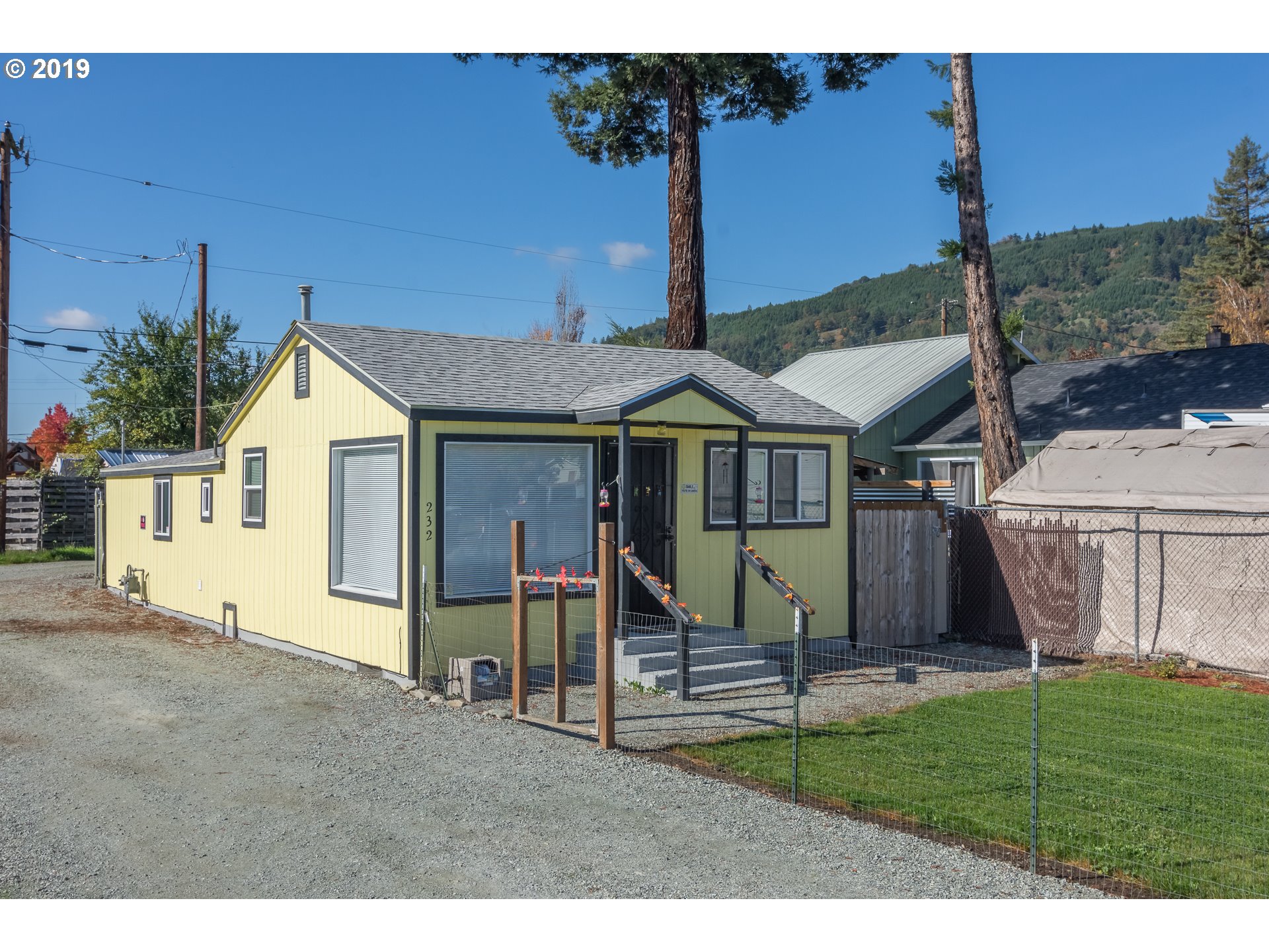 232 E Street Riddle, OR 97469 - Photo 21 of 30