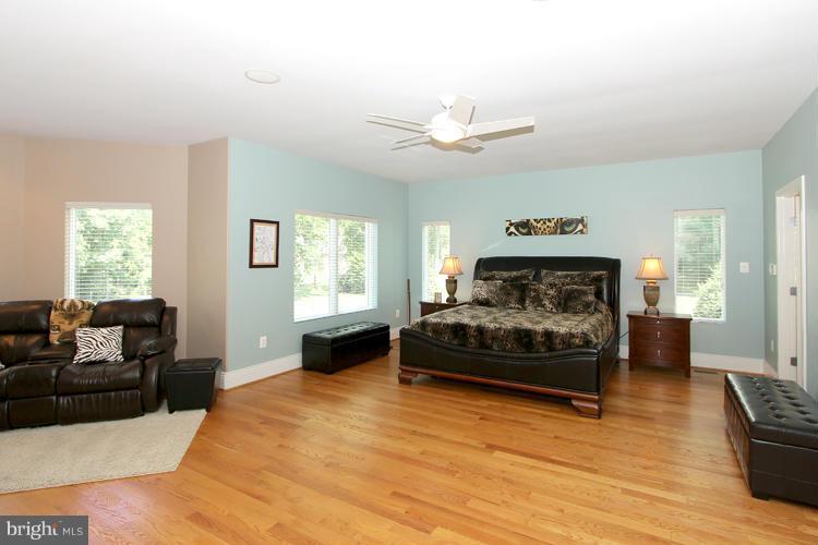 21644 Ripplemead Drive Laytonsville, MD 20882 - Photo 17 of 30 Gallery Image 17