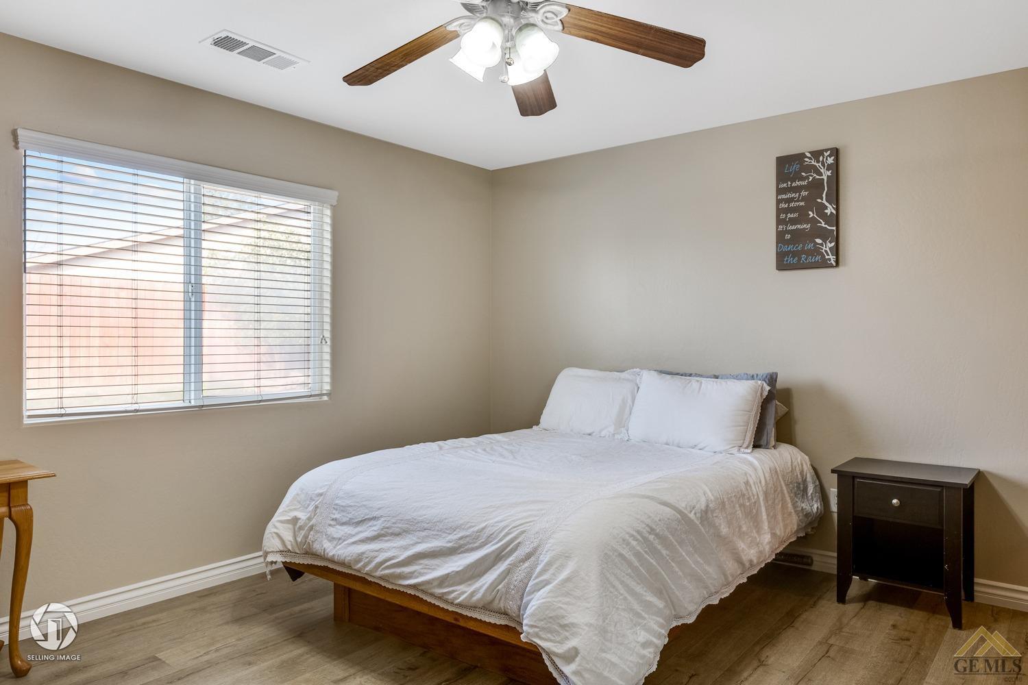 3812 Ridgemont Street Bakersfield, CA 93313 - Photo 22 of 32 Gallery Image 22