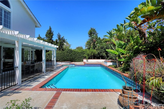 9 Foxboro Irvine, CA 92614 - Photo 38 of 43