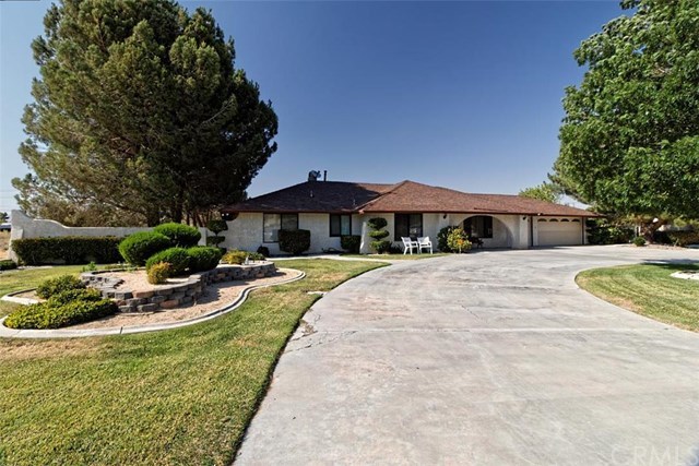 19610 Red Feather Road Apple Valley, CA 92307 - Photo 1 of 1