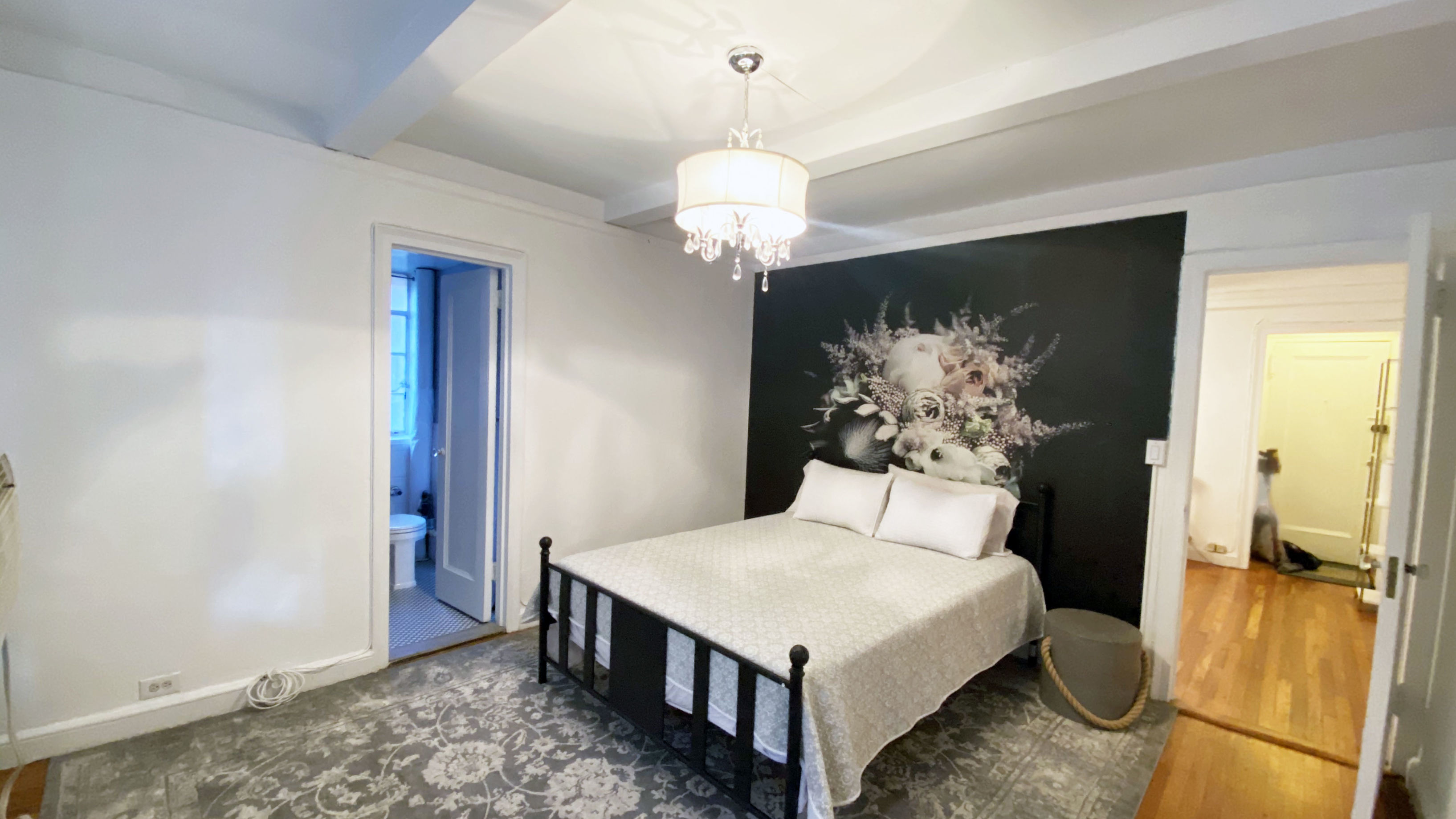 333 East 43rd Street, Unit 212 Manhattan, NY 10017 - Photo 5 of 14