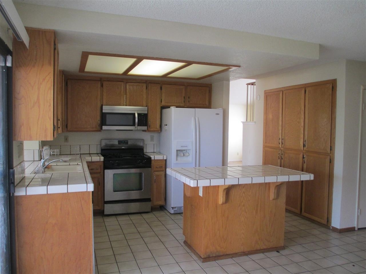 10325 Lake Ridge Court Spring Valley, CA 91977 - Photo 9 of 25