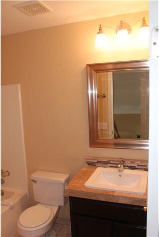 2137 Greenwick Road El Cajon, CA 92019 - Photo 6 of 10 Gallery Image 6