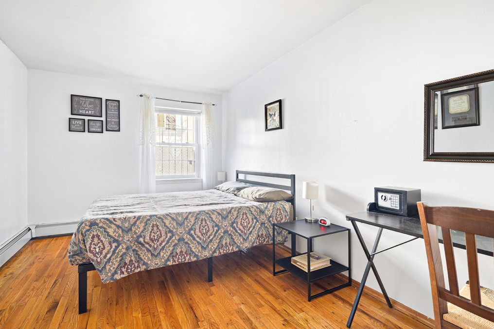 945 Lafayette Avenue Brooklyn, NY 11221 - Photo 6 of 9