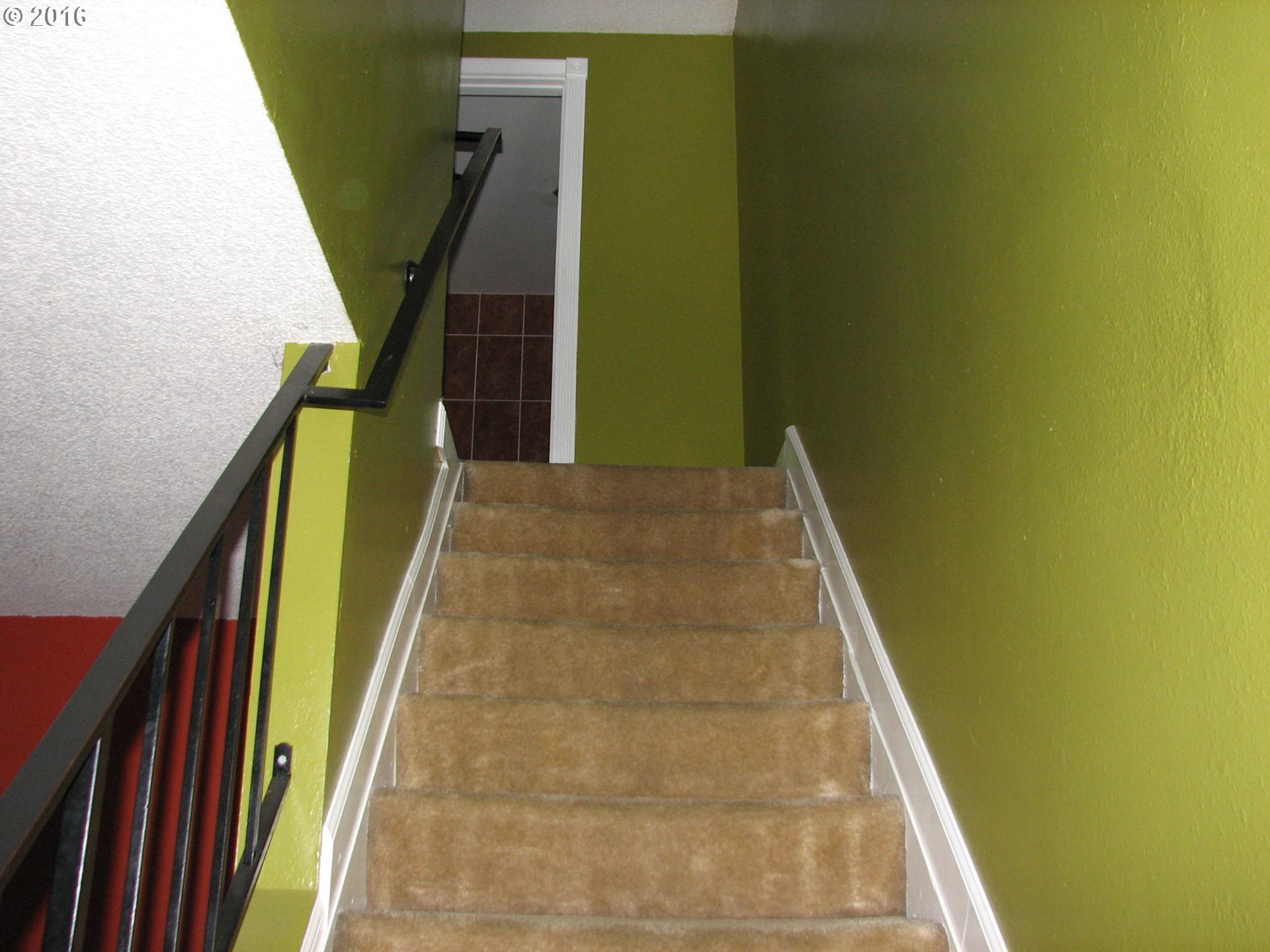 2767 Southeast River Road Hillsboro, OR 97123 - Photo 10 of 30 Gallery Image 10