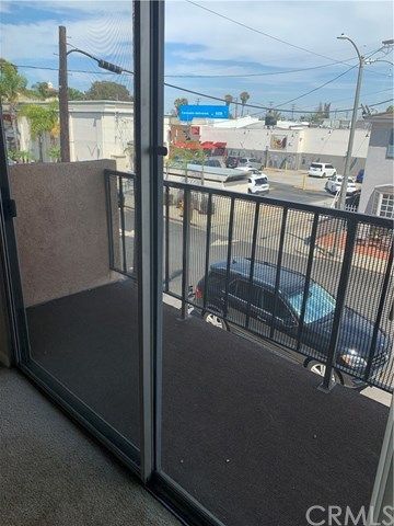 $379,900 | 185 Quincy Avenue, Unit 208, Long Beach, CA 90803