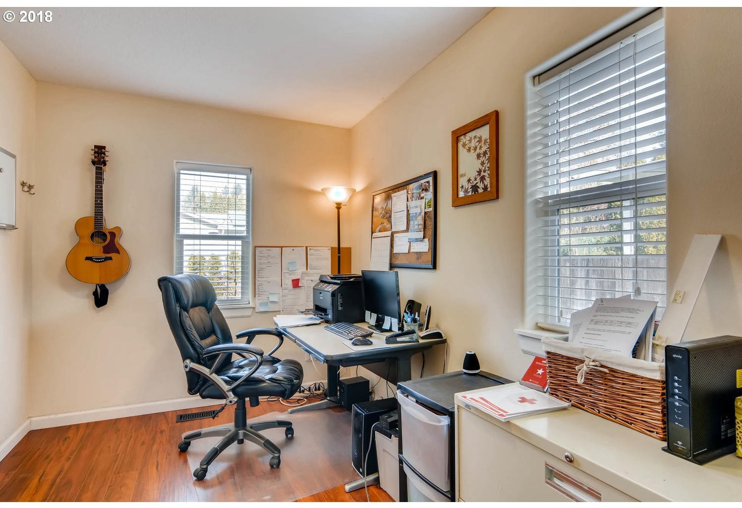 3643 Southwest Logan Street Portland, OR 97219 - Photo 10 of 28 Gallery Image 10