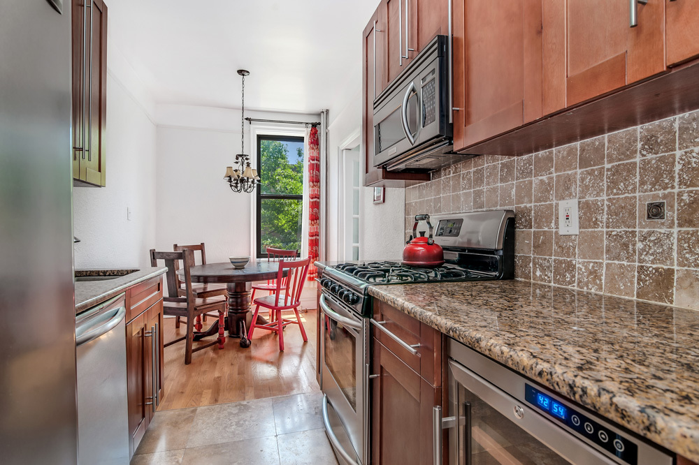 135 Prospect Park Southwest, Unit B10 Brooklyn, NY 11218 - Photo 4 of 14