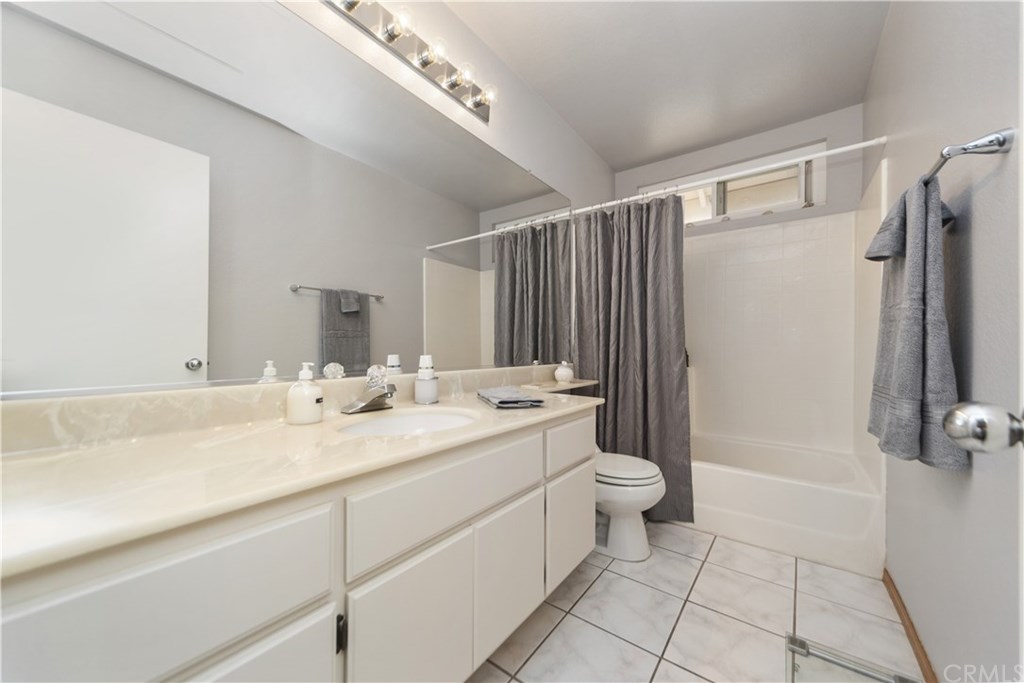 136 Sandpoint Lane Riverside, CA 92506 - Photo 24 of 35