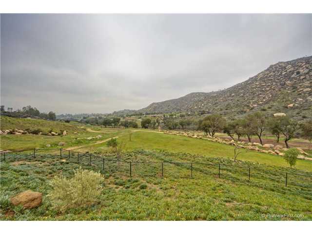 18750 Deer Valley Poway, CA 92064 - Photo 21 of 25