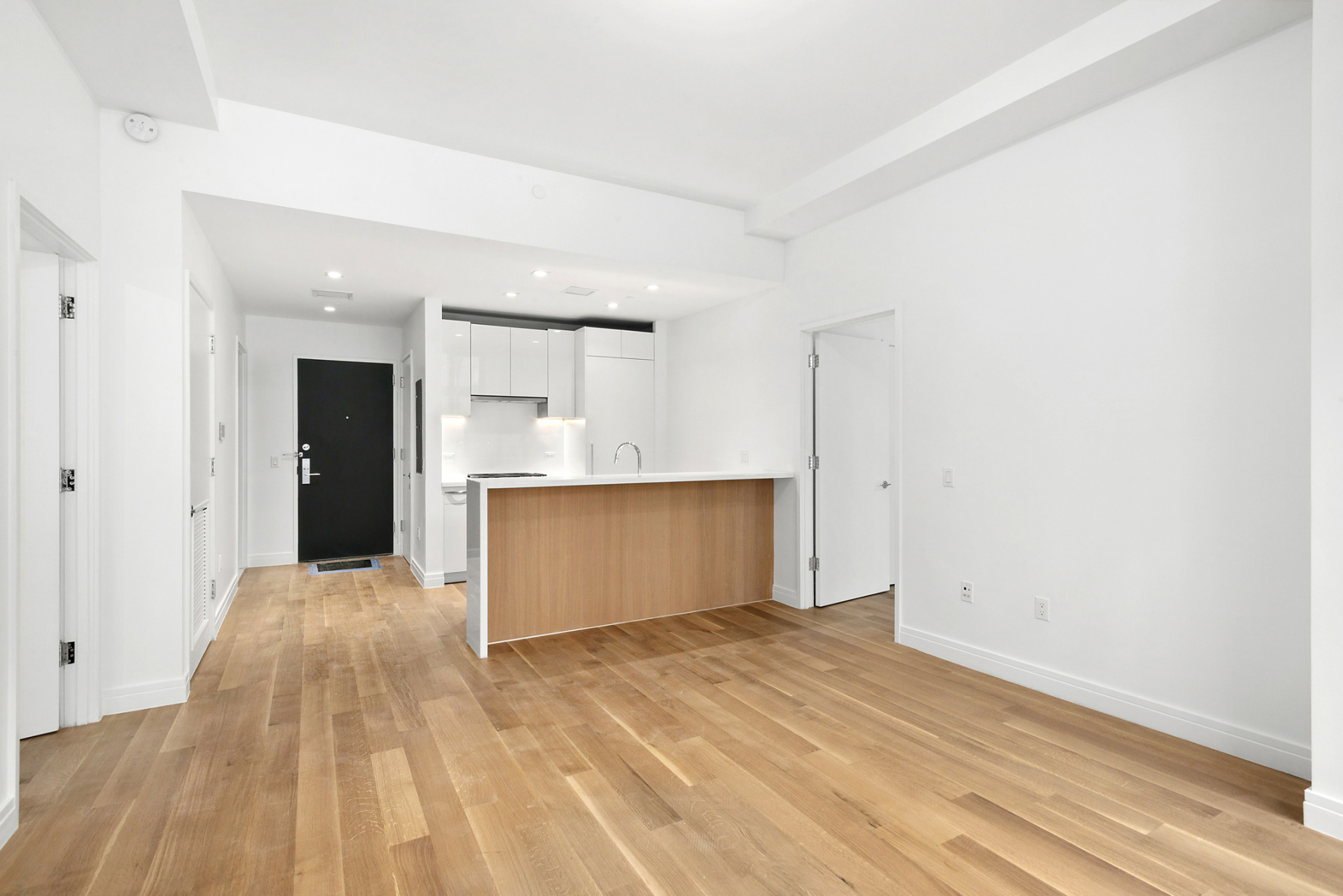 230 East 20th Street, Unit 64 Manhattan, NY 10003 - Photo 2 of 13