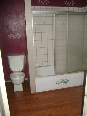 606 Sharon Place Bakersfield, CA 93308 - Photo 7 of 10