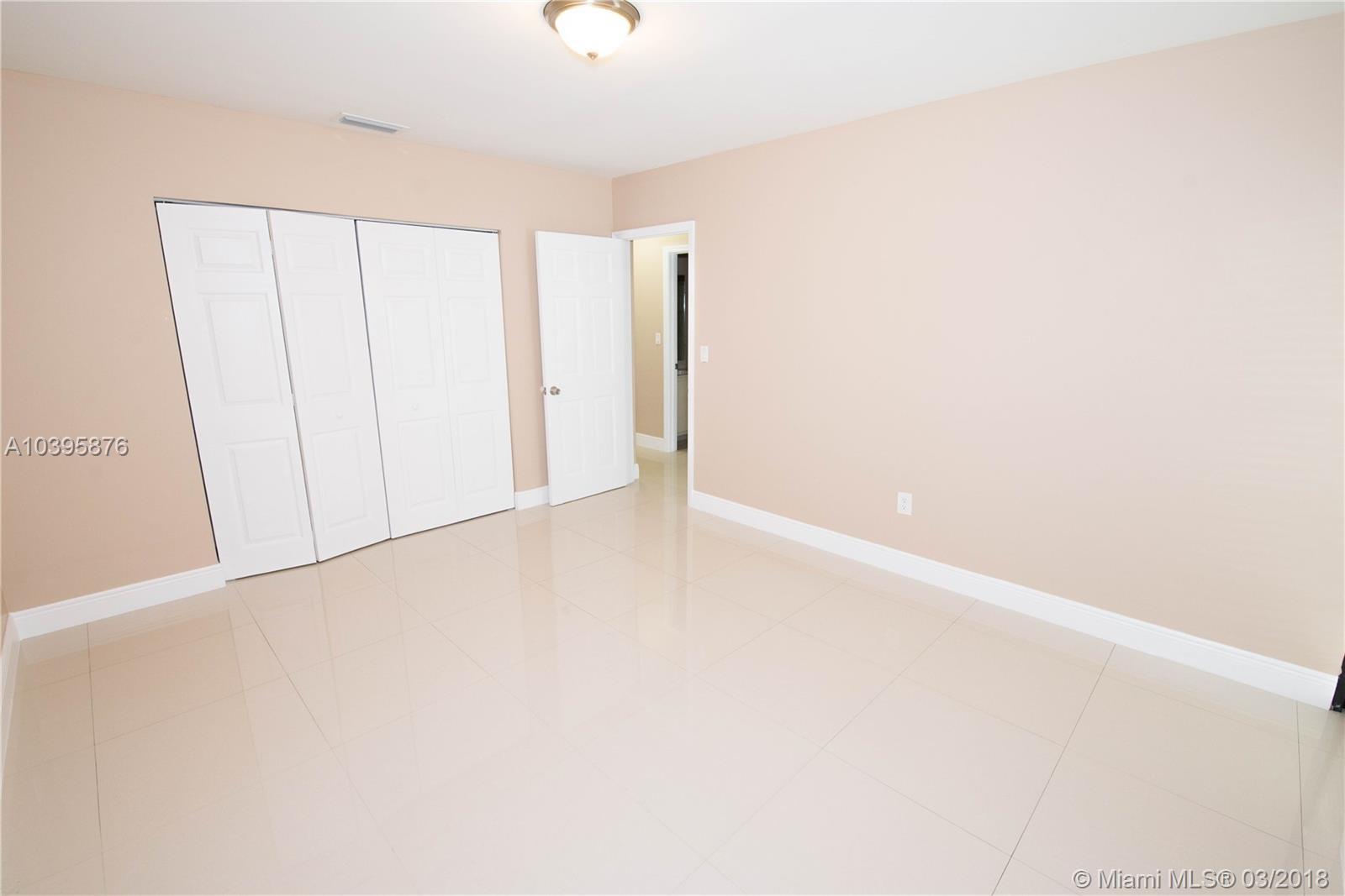 15185 Montrose Road Miami Lakes, FL 33016 - Photo 14 of 25 Gallery Image 14