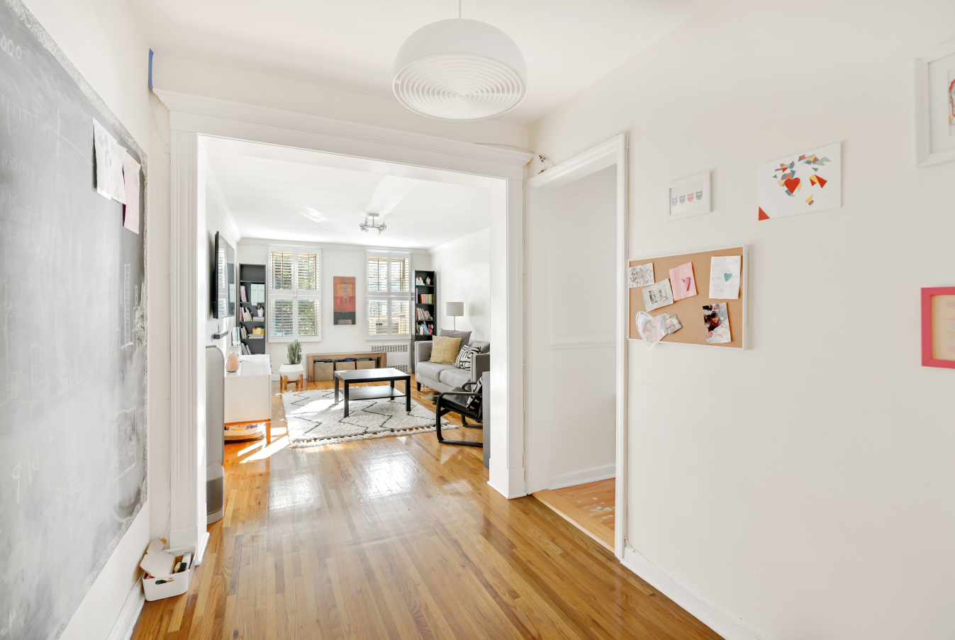 243 McDonald Avenue, Unit 5F Brooklyn, NY 11218 - Photo 2 of 7