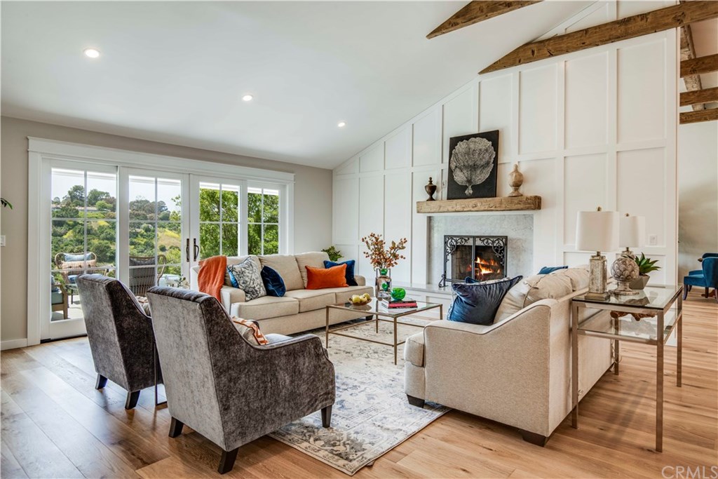 34 Chuckwagon Road Rolling Hills, CA 90274 - Photo 3 of 20