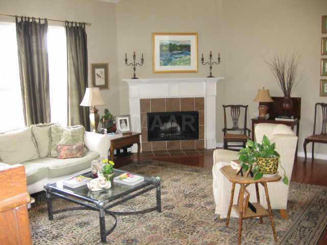 4812 Rainy Pass Road Collierville, TN 38017 - Photo 6 of 10 Another view of the Greatroom and corner FP.