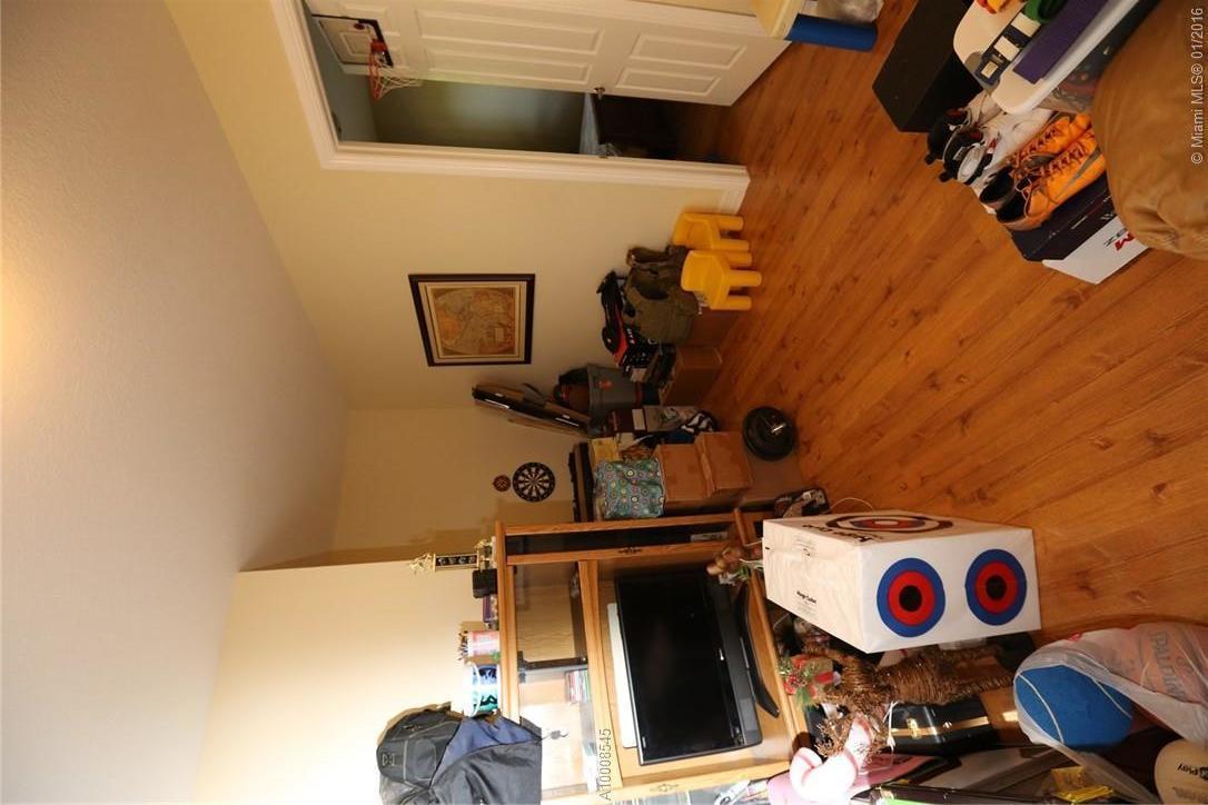 9445 Southwest 68th Street Miami, FL 33173 - Photo 24 of 35