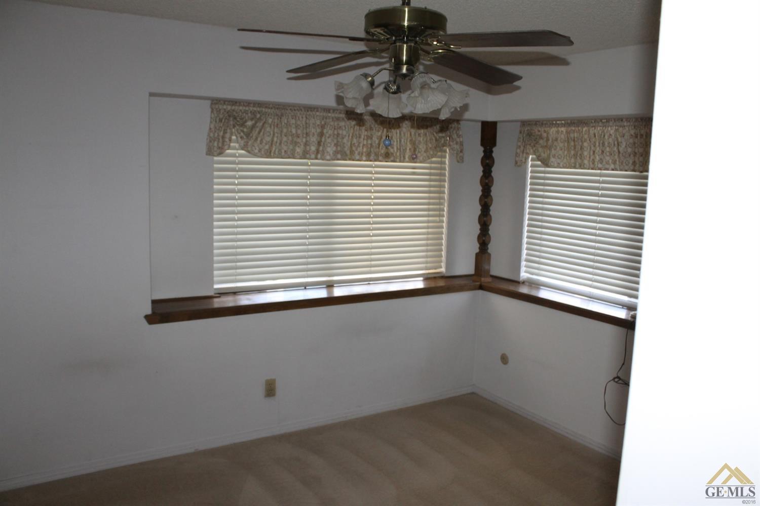 2300 Westminster Drive Bakersfield, CA 93309 - Photo 8 of 17