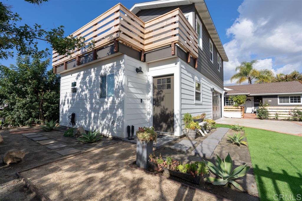 880 Munevar Road Cardiff, CA 92007 - Photo 13 of 25