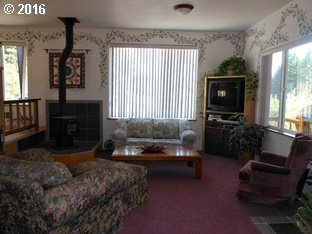 4900 Scotts Valley Road Yoncalla, OR 97499 - Photo 22 of 30
