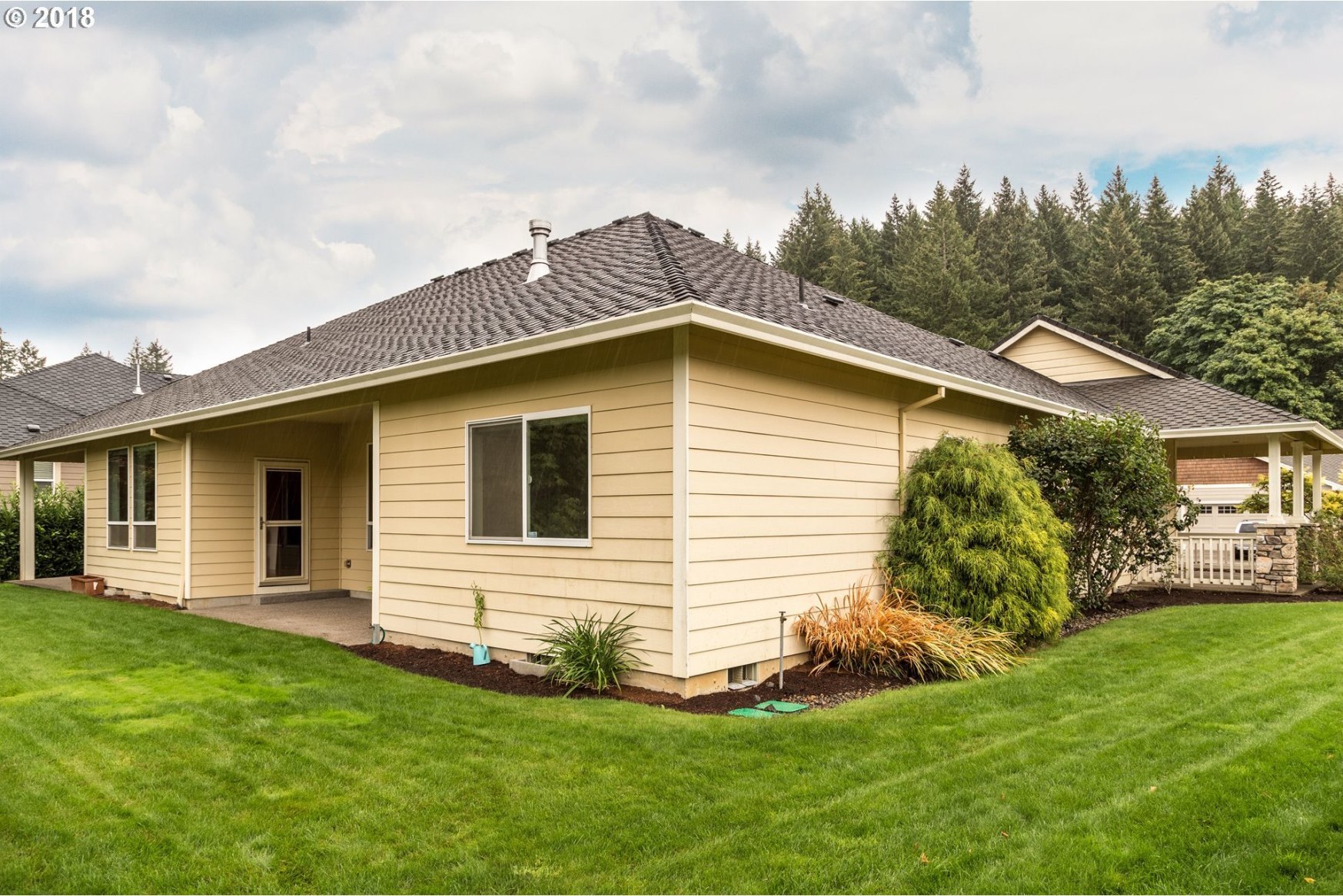365 Southeast Gabbert Road Gresham, OR 97080 - Photo 8 of 27 Gallery Image 8