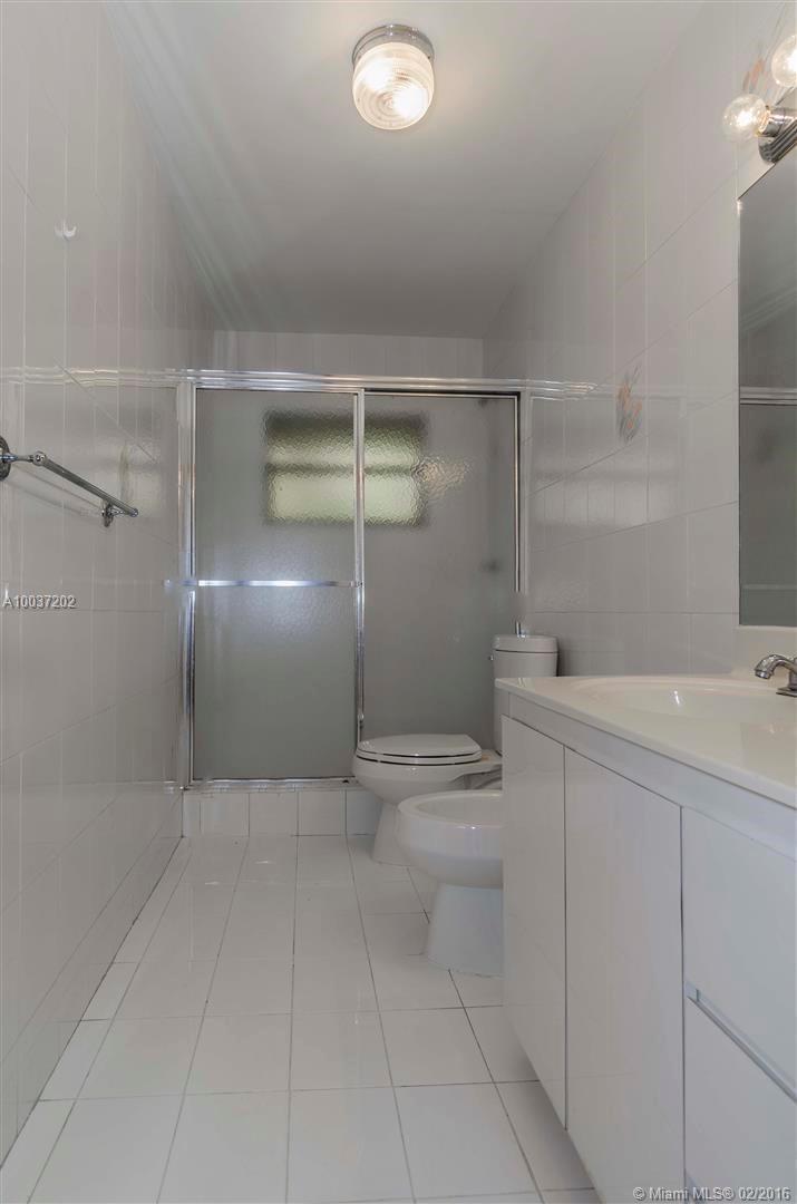 11480 Southwest 103rd Street Miami, FL 33176 - Photo 14 of 22