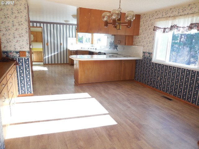 81145 Dufur Valley Road Dufur, OR 97021 - Photo 21 of 32 Gallery Image 21