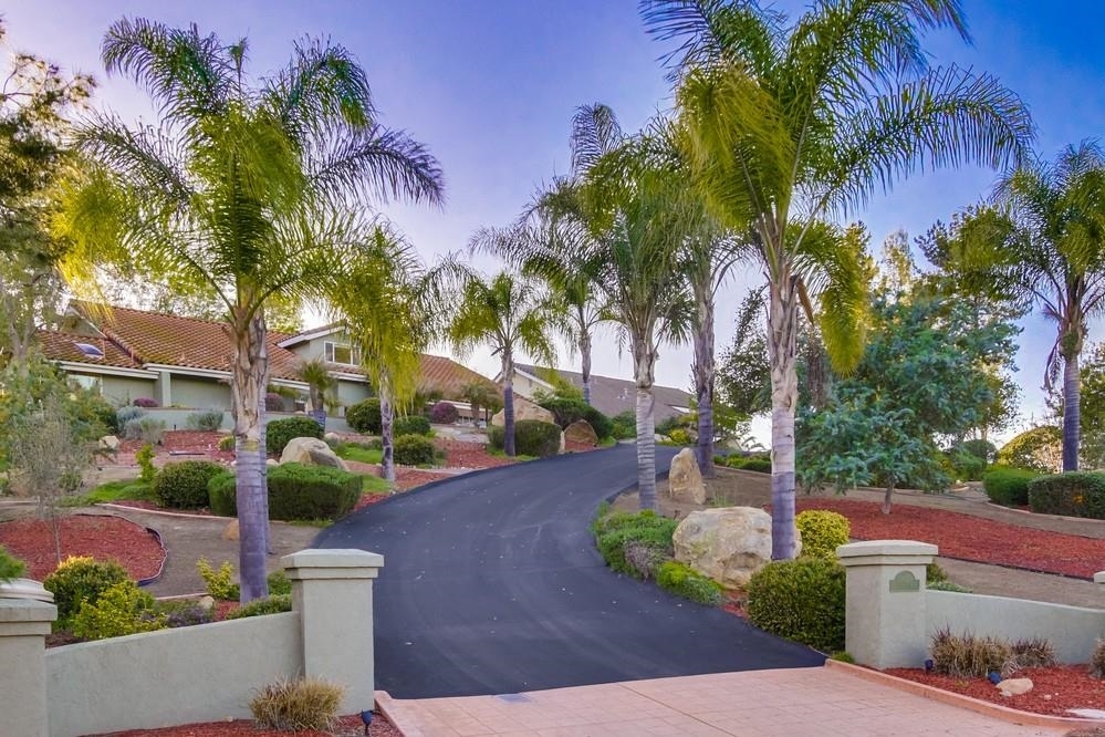 16658 Valle Verde Road Poway, CA 92064 - Photo 13 of 25 Gallery Image 13