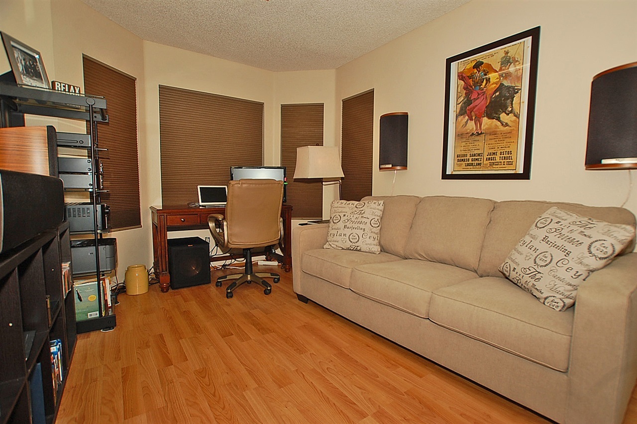 1826 Willowspring Drive North Encinitas, CA 92024 - Photo 18 of 25