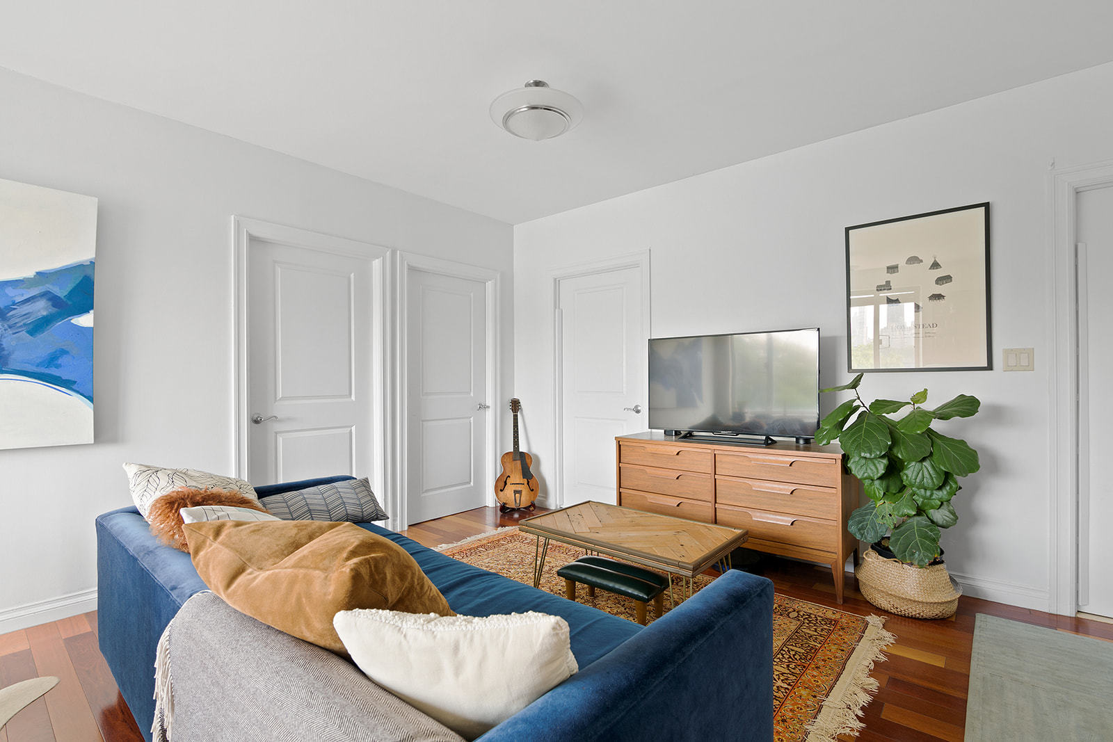 30-85 Vernon Boulevard, Unit 3M Queens, NY 11102 - Photo 2 of 8