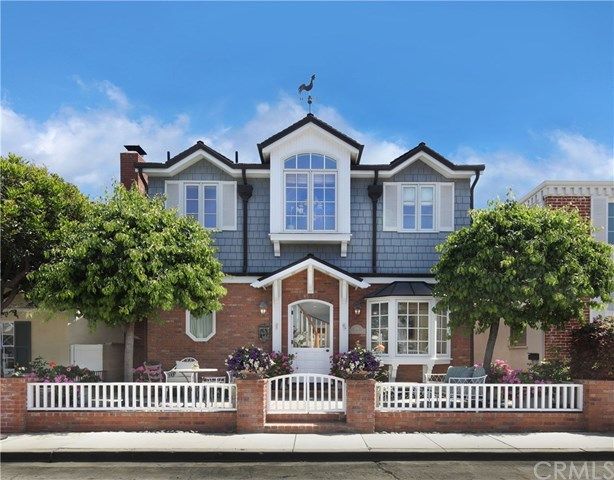 $2,500,000 | 218 Apolena Avenue, Newport Beach, CA 92662