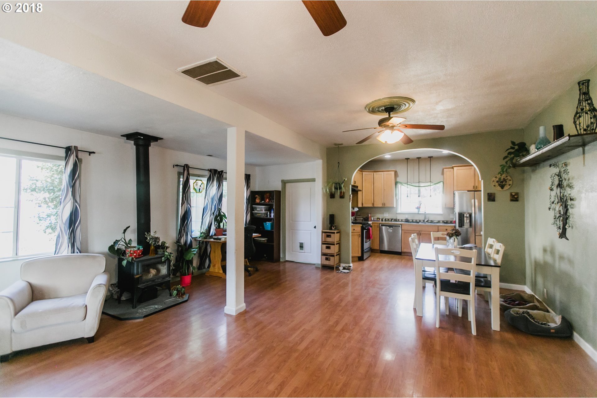 225 Loop Road Myrtle Creek, OR 97457 - Photo 12 of 21 Gallery Image 12