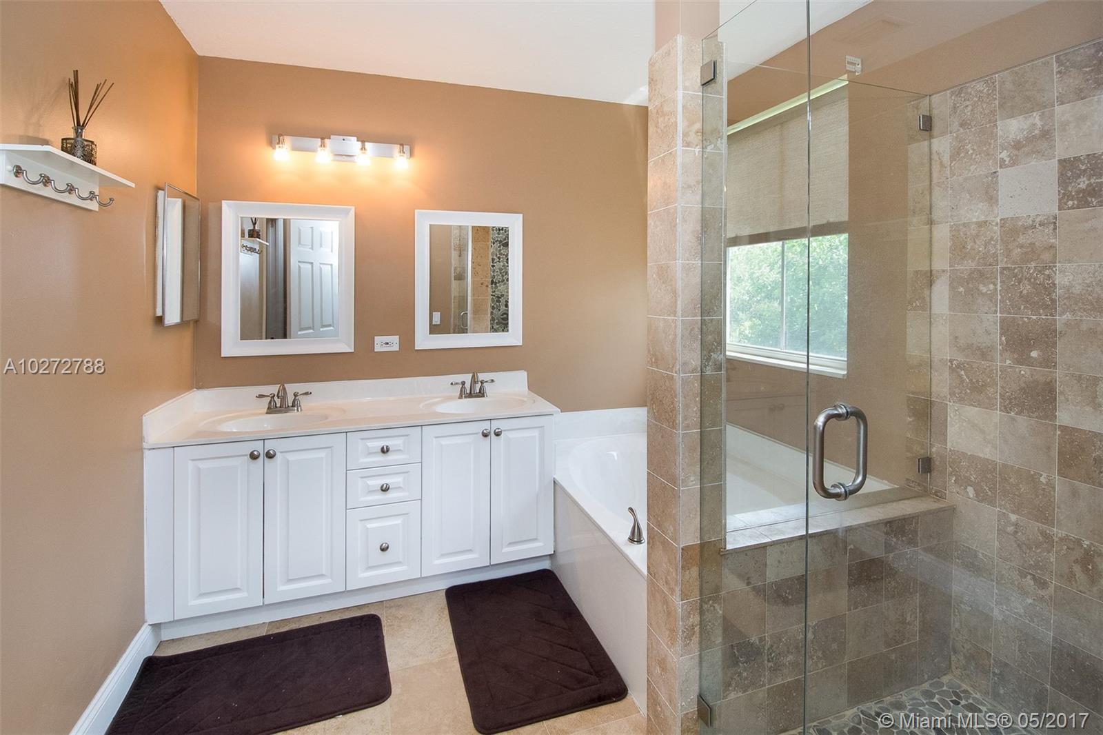837 Falling Water Road Weston, FL 33326 - Photo 19 of 27
