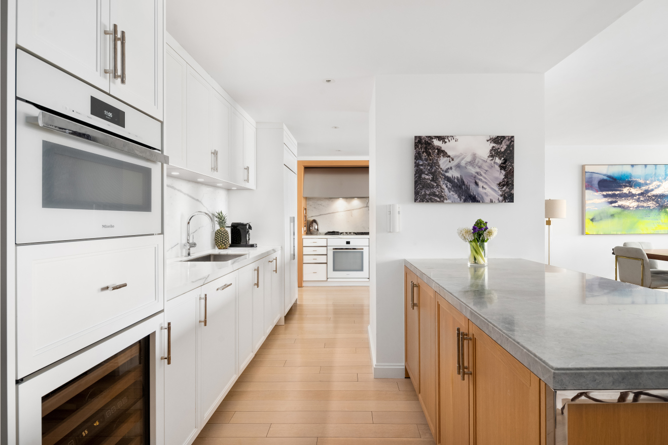 212 Warren Street, Unit 14J Manhattan, NY 10282 - Photo 4 of 18