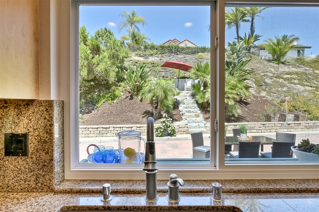 441 Raphael Court Encinitas, CA 92024 - Photo 12 of 25