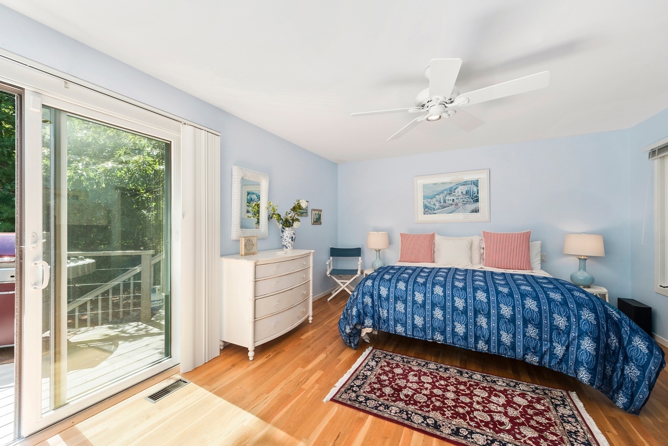 26 Landfall Road East Hampton, NY 11937 - Photo 7 of 10