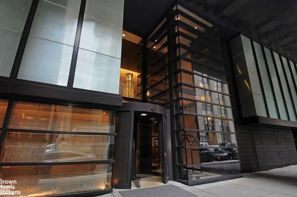 The Collection 20 Pine St, Manhattan, NY 10005 - Photo 2 of 23