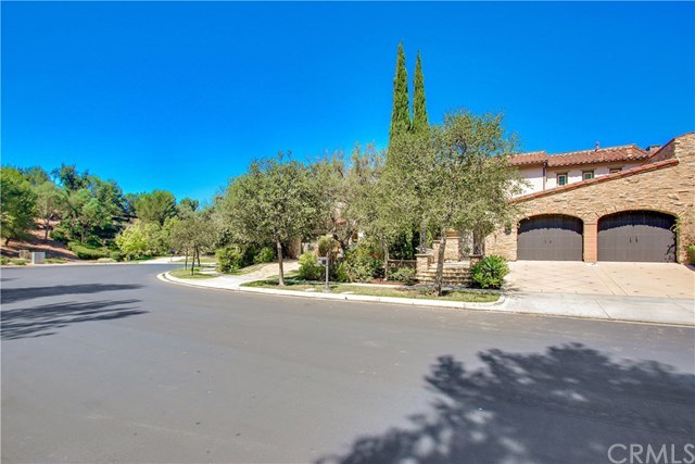 29 Summer House Irvine, CA 92603 - Photo 4 of 38